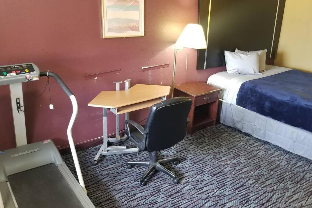 Hotel 5 Beds & 3 Baths Sleeps 11 Hotel Room Suite 102 Booking Stillwater Esterno foto